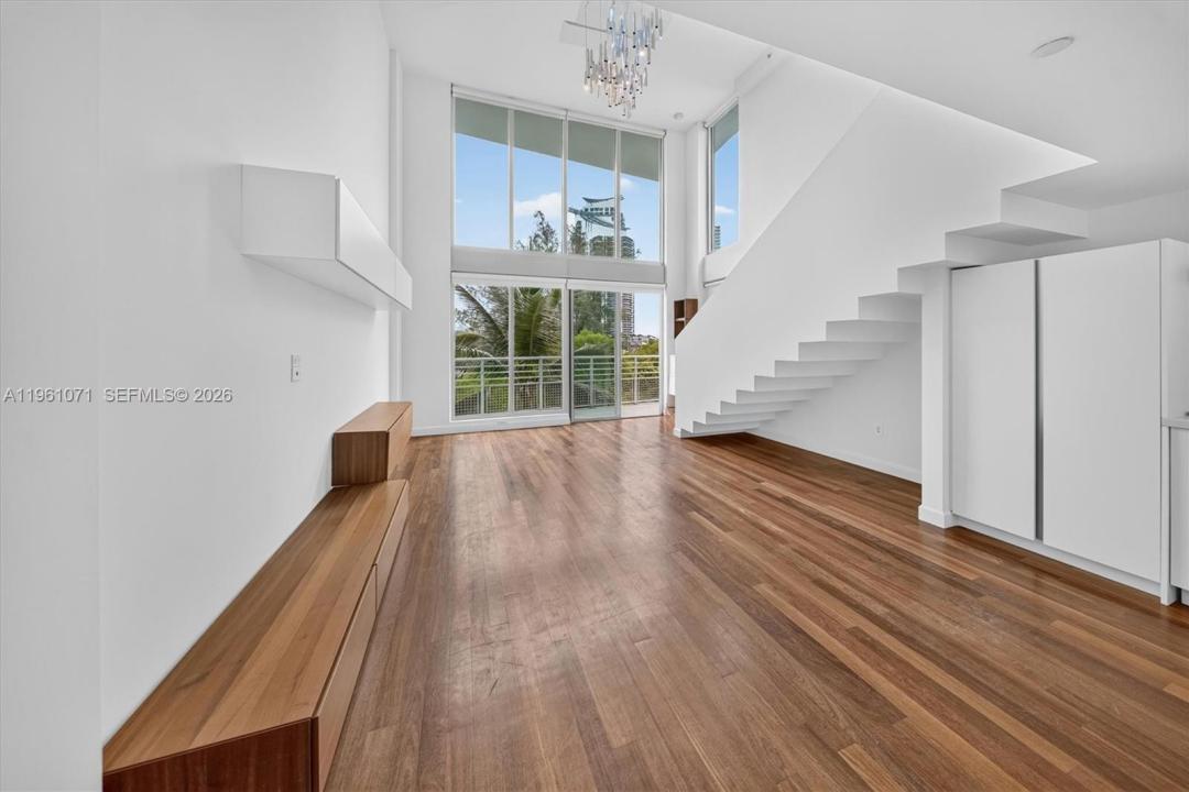 245 Michigan Ave LP-4, Miami Beach, Florida 33139, Stati Uniti