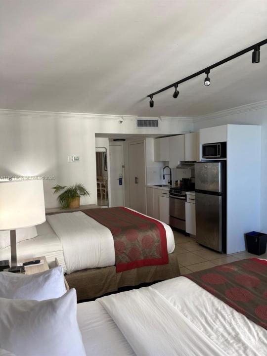 19201 Collins Ave 820, Sunny Isles Beach, Florida 33160, Stati Uniti