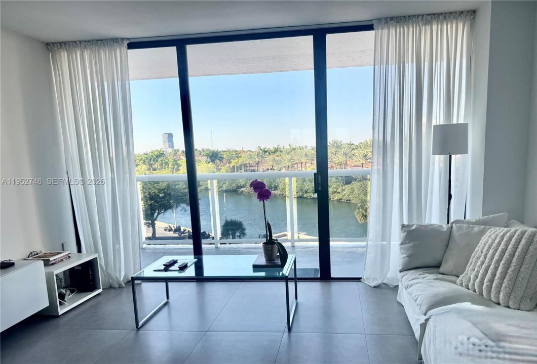 20505 E Country Club Dr 531, Aventura, פלורידה 33180, ארצות הברית של אמריקה