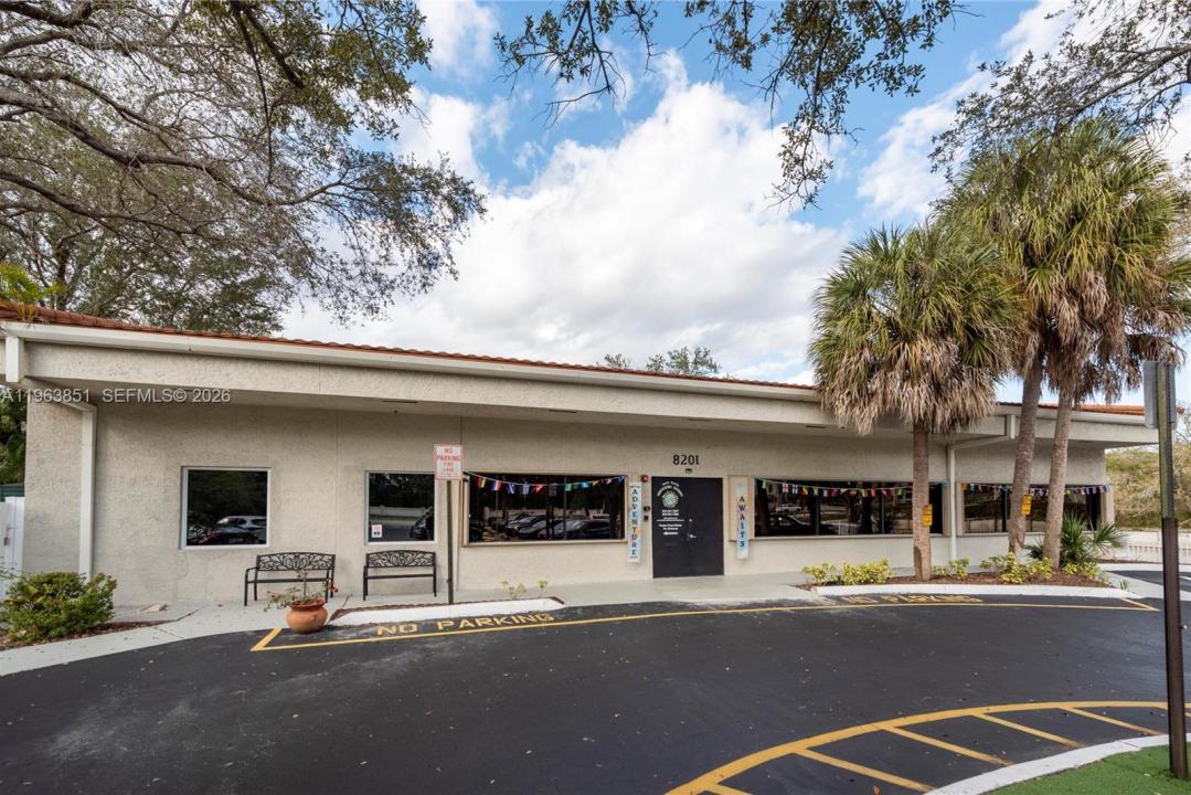 8201 W Mcnab Rd, Tamarac, Florida 33321