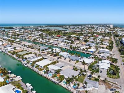 151 10th St, Key Colony, Florida 33051, USA