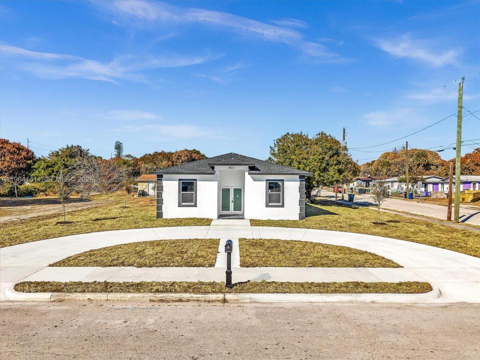 803 N 20th St, Fort Pierce, Florida 34950, Stati Uniti