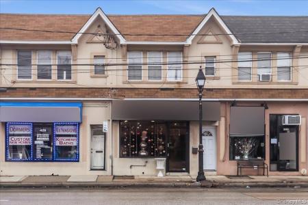 4213 Merrick Road, Oyster Bay, New York 11758, États-Unis