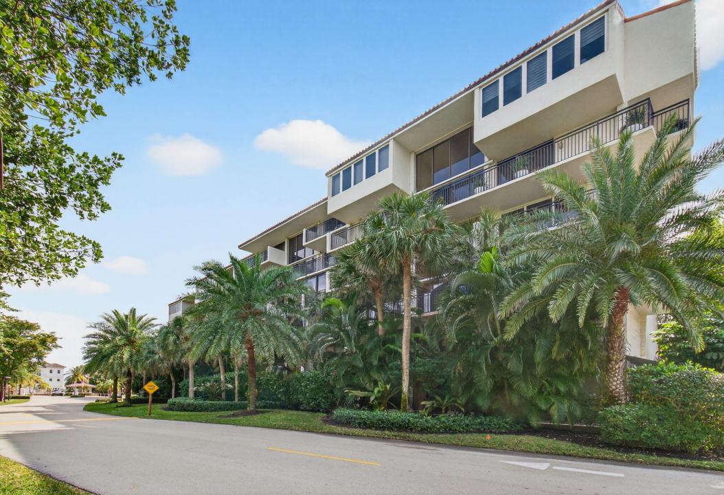 3908 S Ocean Boulevard 127, Highland Beach, Florida 33487