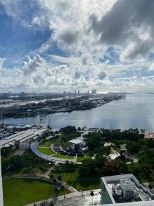 253 NE 2nd St 3509, Miami, Florida 33132, USA