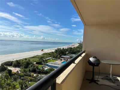 2555 Collins Ave 1207, Miami Beach, Florida 33140, USA