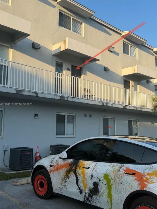 1955 NW 5th Pl 13, Miami, Floryda 33136, USA