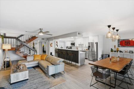958 Mockingbird Ln 514, Plantation, Florida 33324, USA