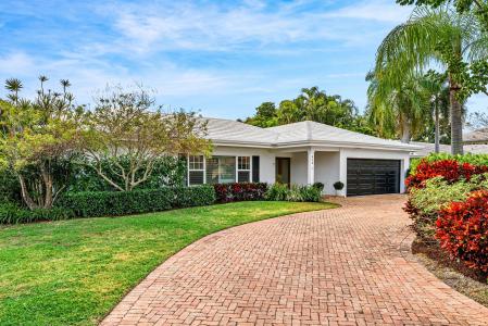 830 Tangerine Way, Gulf Stream, Florida 33483