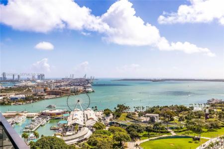 398 NE 5th St 2116, Miami, Florida 33132, USA