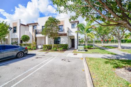 20814 NE 5th Ct 20814, Miami, Florida 33179, USA