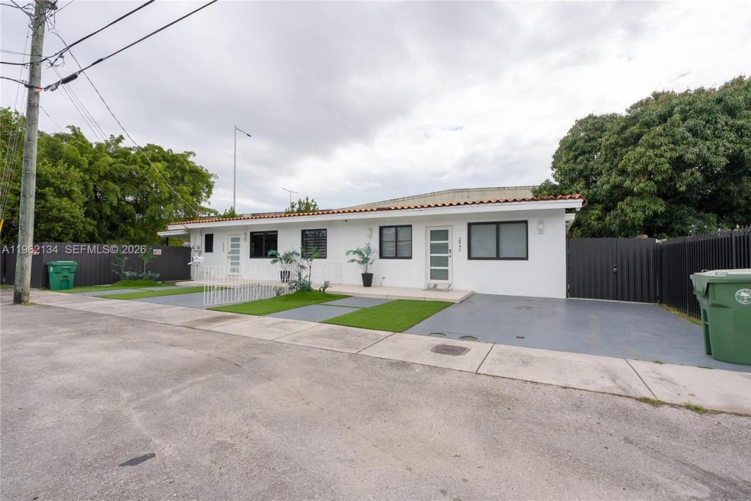 2840-2842 NW 13th St, Miami, 플로리다 33125, 미국