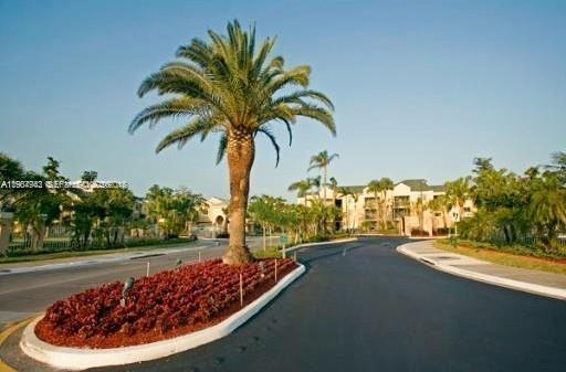 5740 Rock Island Rd 284, Tamarac, Florida 33319, Stati Uniti