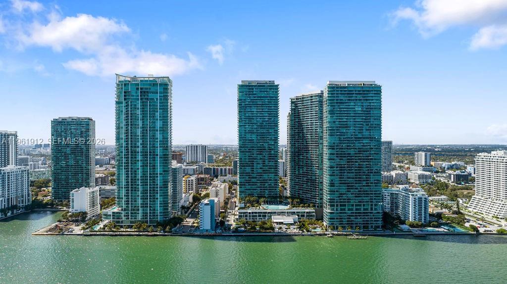 650 NE 32nd St 2205, Miami, Floride 33137, États-Unis