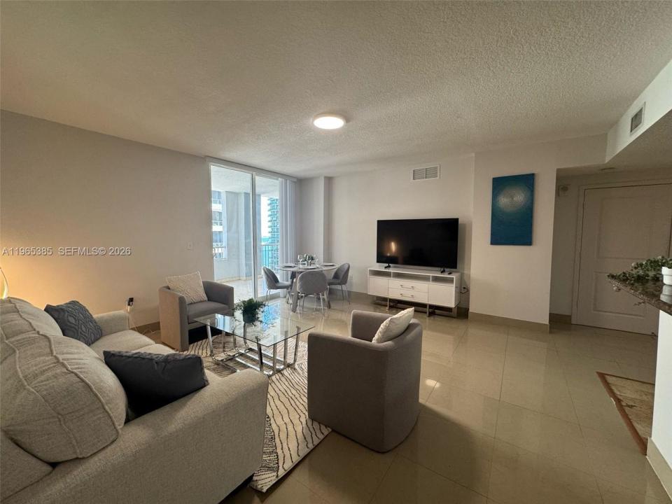 170 SE 14th St 1108, Miami, Floride 33131, États-Unis