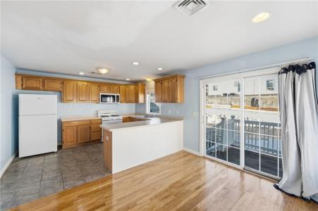 17 Grotto Avenue 1, Pawtucket, RI 02860, USA