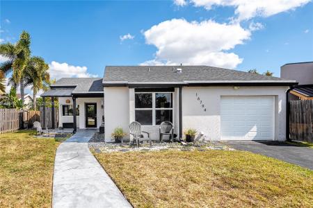 16794 Royal Poinciana Dr, Weston, Florida 33326, USA