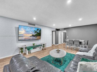 6201 N Falls Cir Dr 210, Lauderhill, Florida 33319, USA