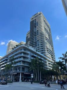 121 NE 34th St 1505, Miami, Florida 33137, USA