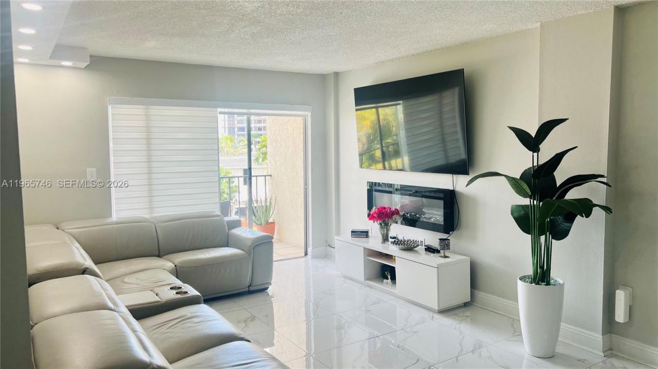 14250 SW 62nd St 319, Miami, Floride 33183, États-Unis