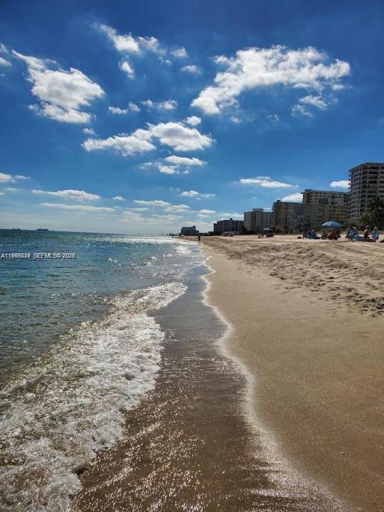 1501 S Ocean Blvd 323, Lauderdale By The Sea, Floryda 33062, USA