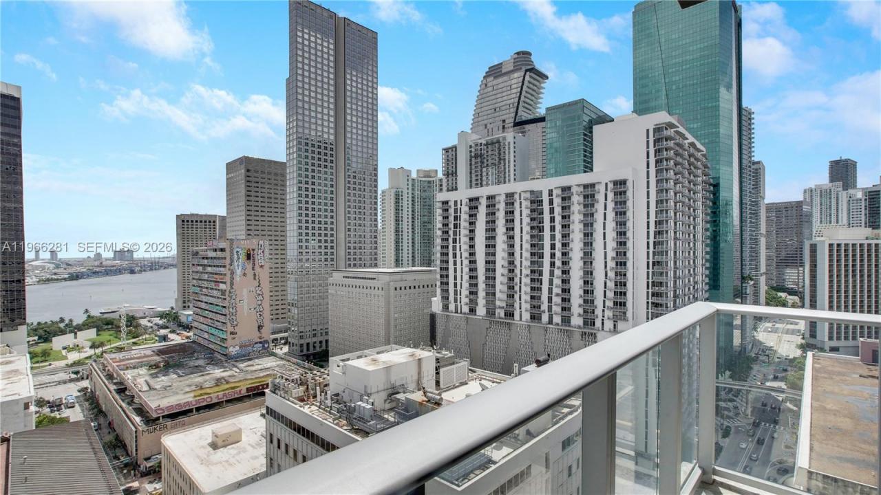 151 SE 1st St 2101, Miami, Florida 33131, Stati Uniti