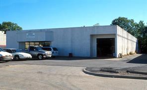 13534 Floyd Circle, Dallas, Texas 75243