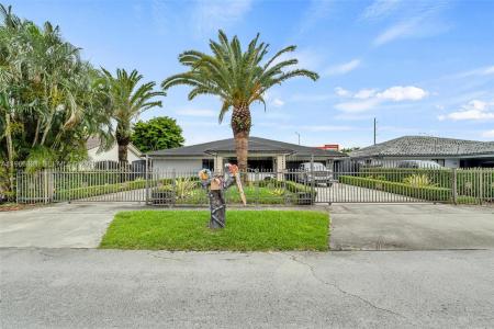 344 NW 136th Pl B, Miami, Florida 33182, Stati Uniti