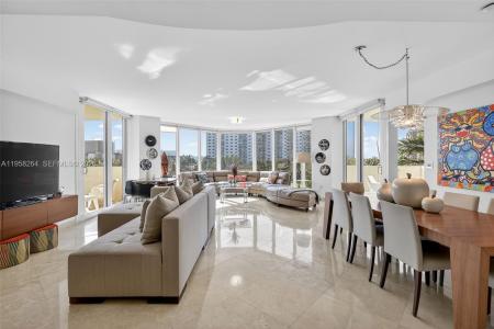 19333 Collins Ave 510, Sunny Isles Beach, Florida 33160, USA