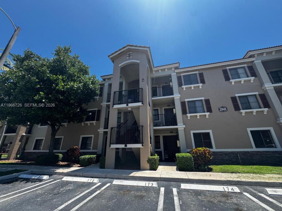 22621 SW 88th Pl 302-8, Cutler Bay, Flórida 33190, Estados Unidos