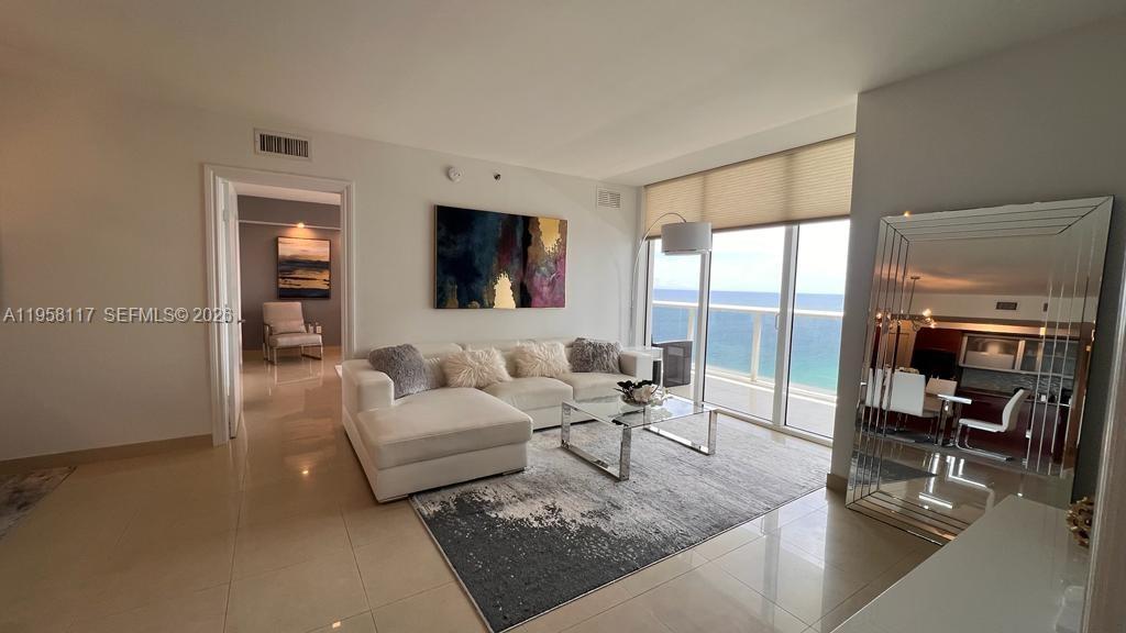 1830 S Ocean Dr 3404, Hallandale Beach, Floride 33009, États-Unis