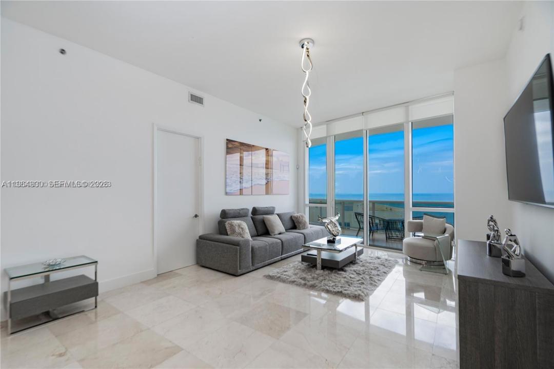 16001 Collins Ave 3803, Sunny Isles Beach, Floride 33160, États-Unis