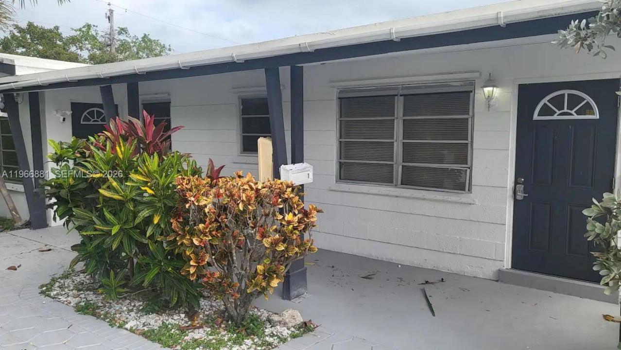 821 NE 6th St 1, Hallandale Beach, Floride 33009, États-Unis
