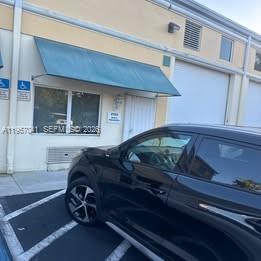 2120 Anntom Dr 2, Dania Beach, Florida 33312, Stati Uniti