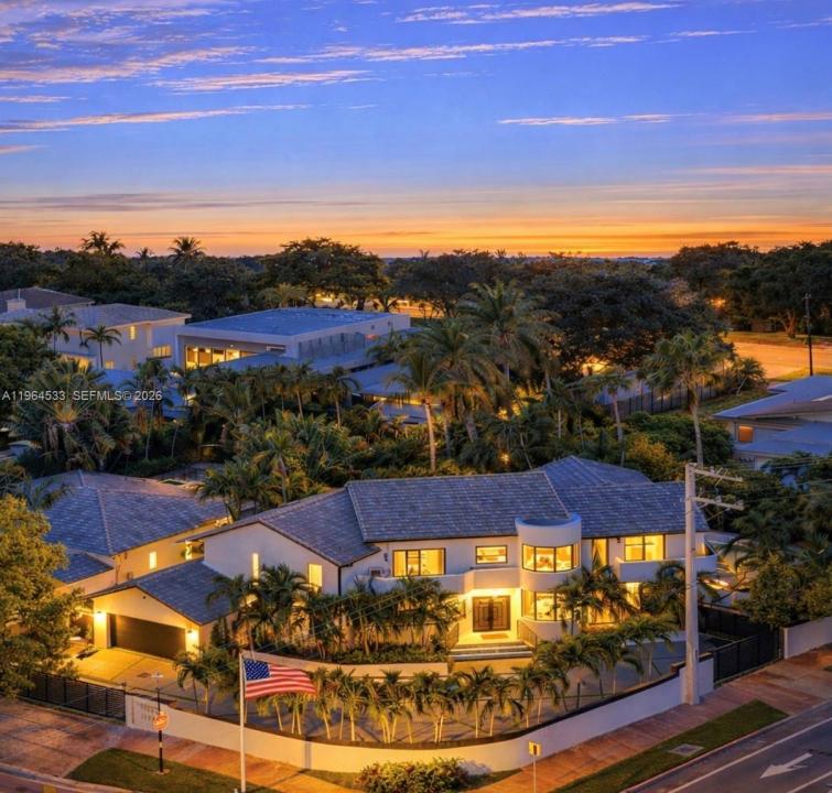 6180 Pine Tree Dr, Miami Beach, フロリダ 33140, アメリカ合衆国