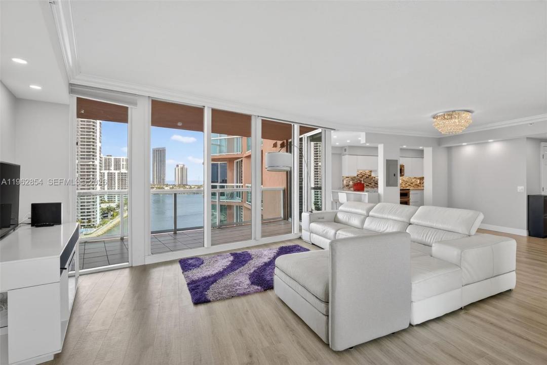 3370 Hidden Bay Dr 1501, Aventura, Florida 33180, USA