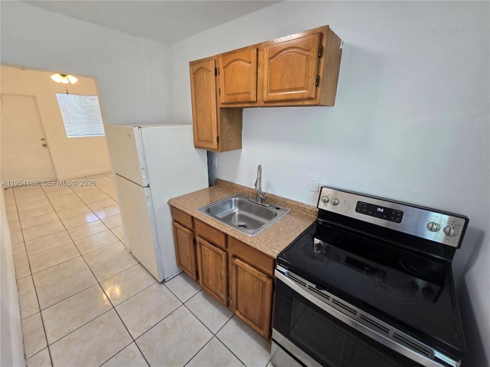 535 NW 7th St 9, Miami, Floride 33136, États-Unis