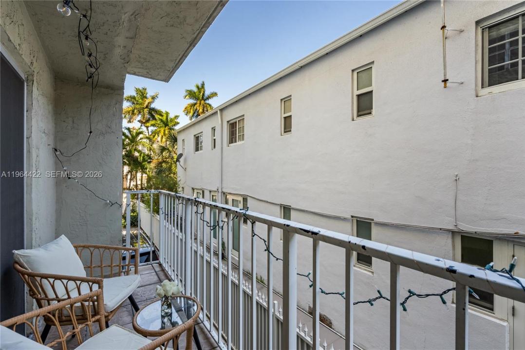 1615 Meridian Ave 202, Miami Beach, Florida 33139, Stati Uniti
