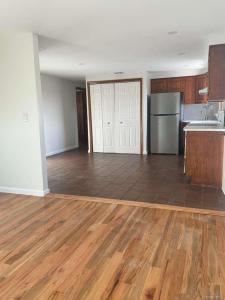 81 10th Avenue, West Babylon, New York 11704, HOA KỲ