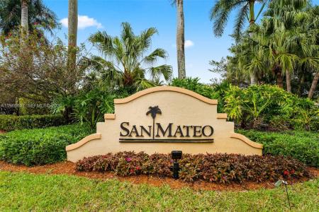 2167 Hacienda Ter, Weston, Florida 33327, USA