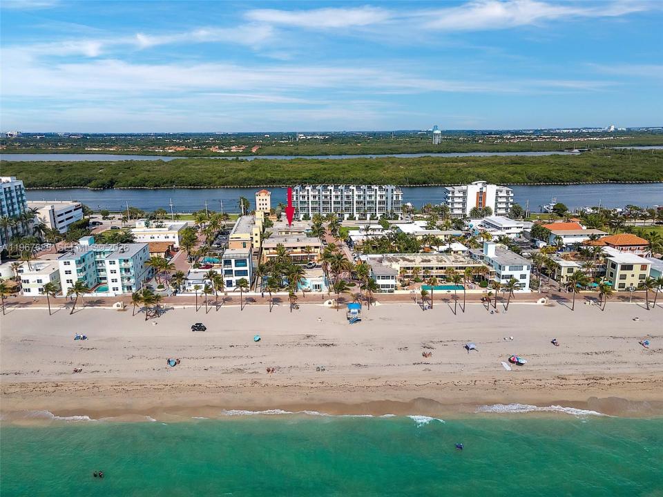 322 Harding St B202, Hollywood, Floride 33019, États-Unis