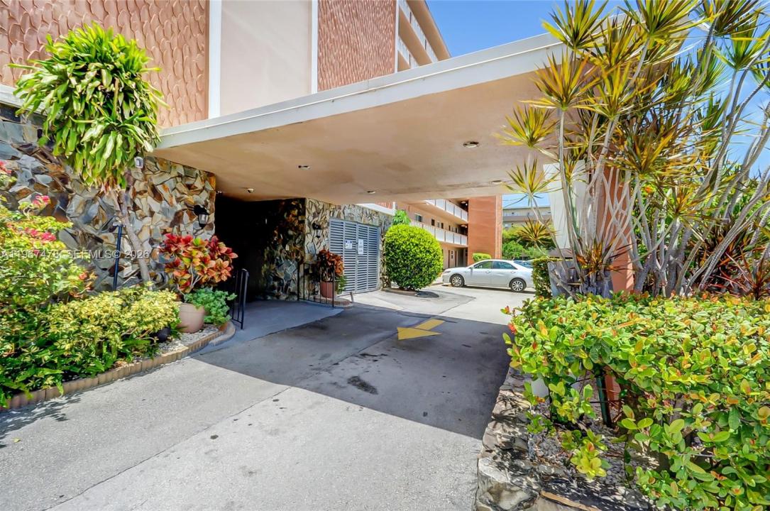301 NE 14th Ave 702, Hallandale Beach, Floride 33009, États-Unis
