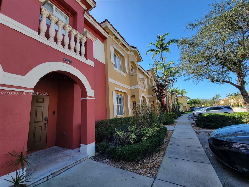 8938 SW 19th St 904, Miramar, Florida 33025, Stati Uniti