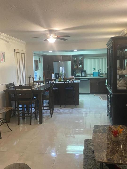6010 S Falls Cir Dr 222, Lauderhill, Floride 33319, États-Unis