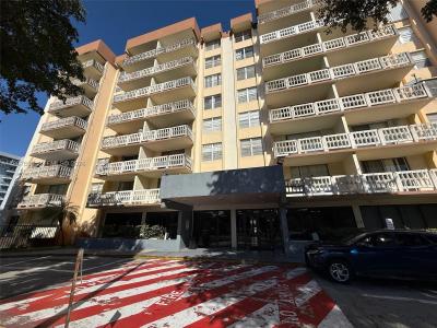 Miami, Florida 33169, USA