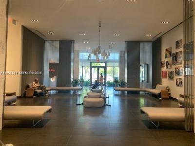 1600 NE 1st Ave 3319, Miami, Florida 33132, USA