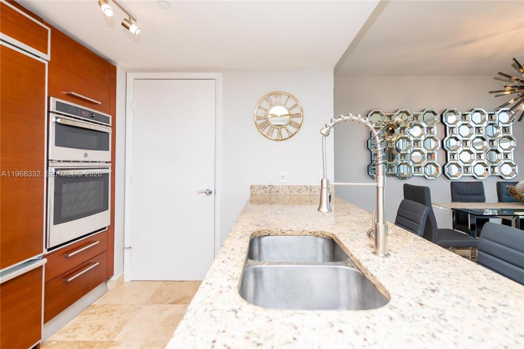 1830 S Ocean Dr 2907, Hallandale Beach, Floride 33009, États-Unis
