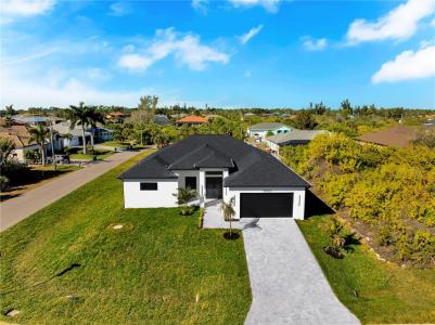 10065 Memphis, Port Charlotte, Floride 33981, États-Unis