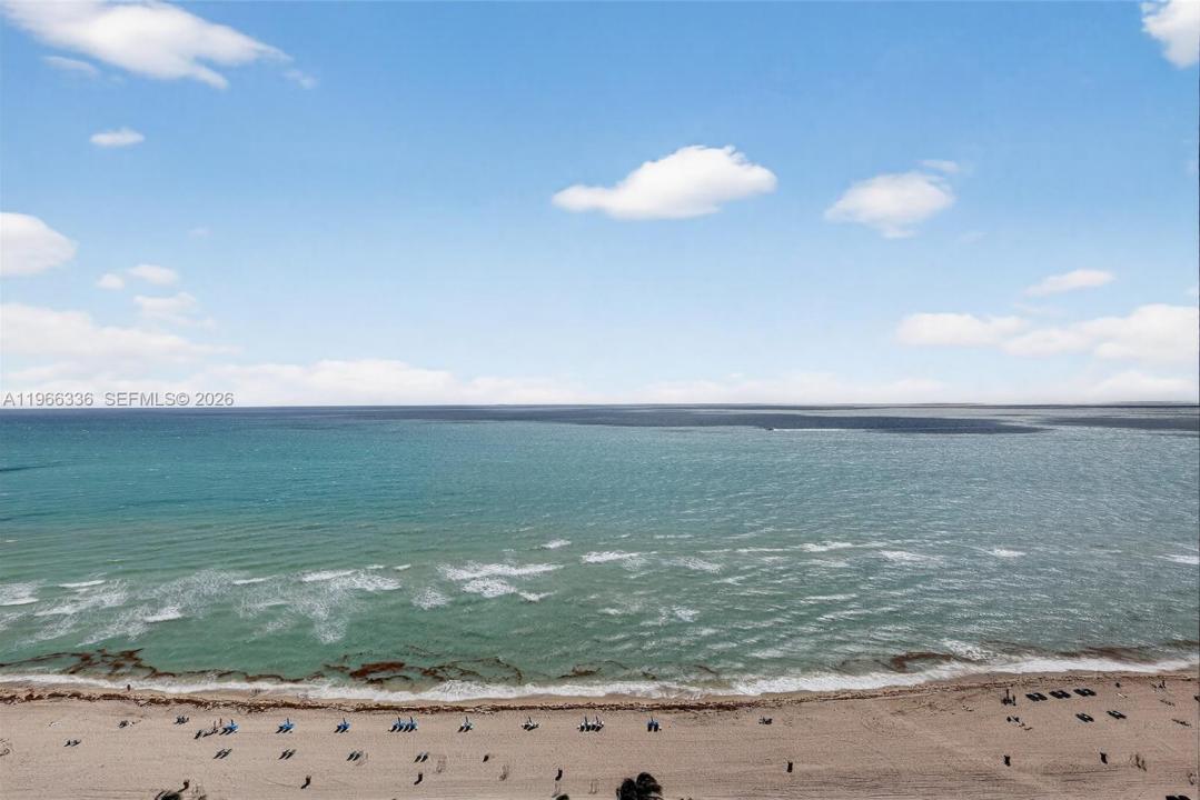 17555 Collins Ave 2303/04, Sunny Isles Beach, Floride 33160, États-Unis