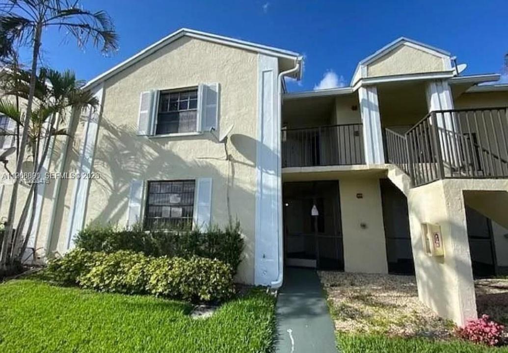 929 Hamilton Dr 929F, Homestead, Floride 33034, États-Unis